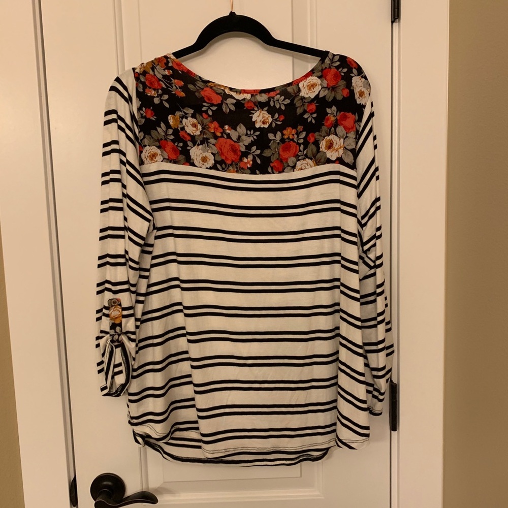 Le Lis long sleeve shirt size 1x